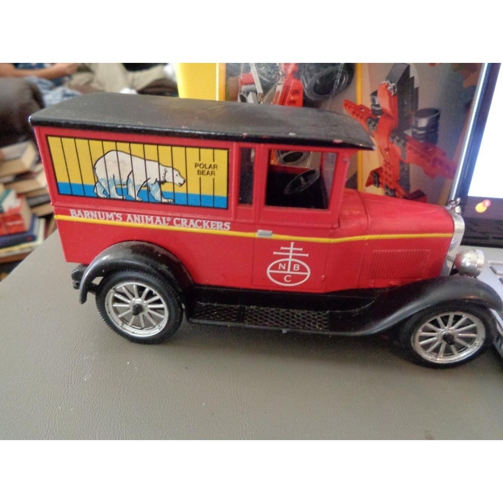 Liberty Classics Limited Edition 38 Chevy Animal Crackers Die Cast Car Bank